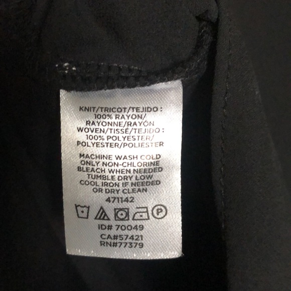 Beautiful light weight top - Picture 4 of 4